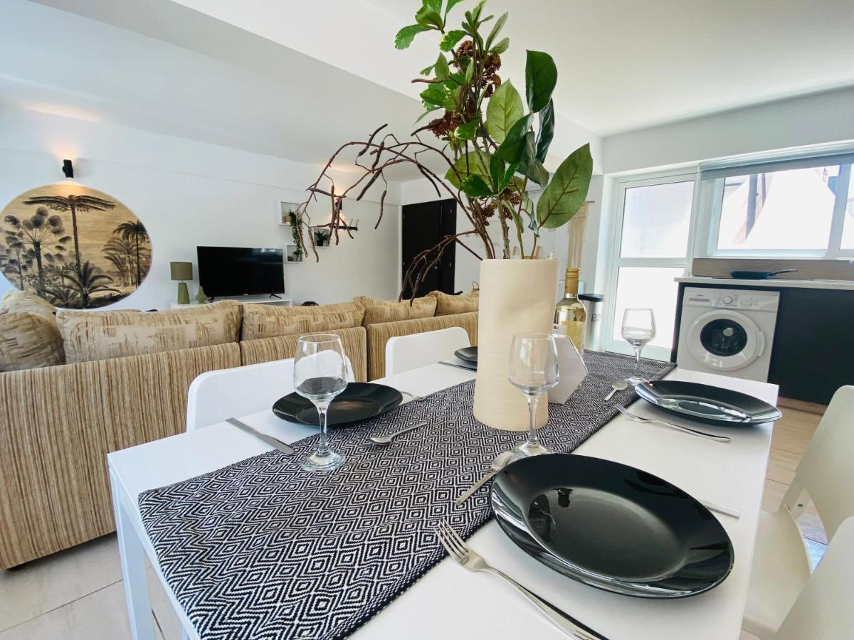 Serena'S 2-Br Apartment In Larnaka Exterior foto